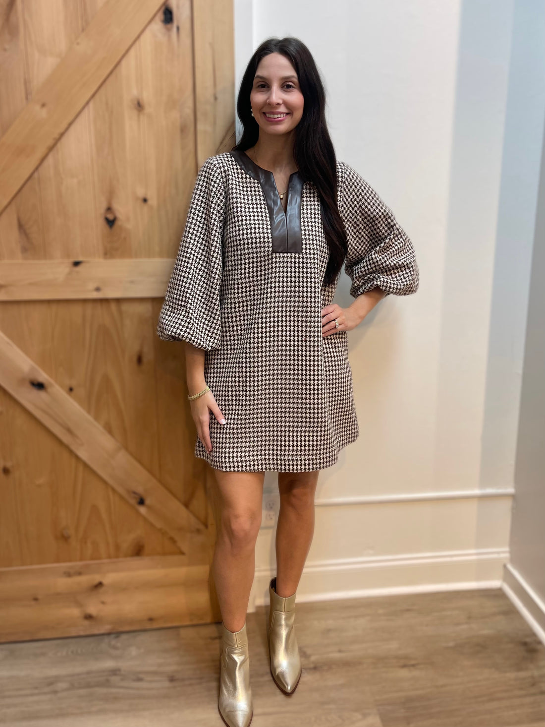 BROWN HOUNDSTOOTH FAUX LEATHER CONTRAST 3/4 BALLOON SLEEVE MINI DRESS