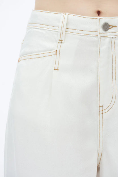 WHITE HIGH RISE CONTRAST STITCH PLEATED WIDE LEG JEANS