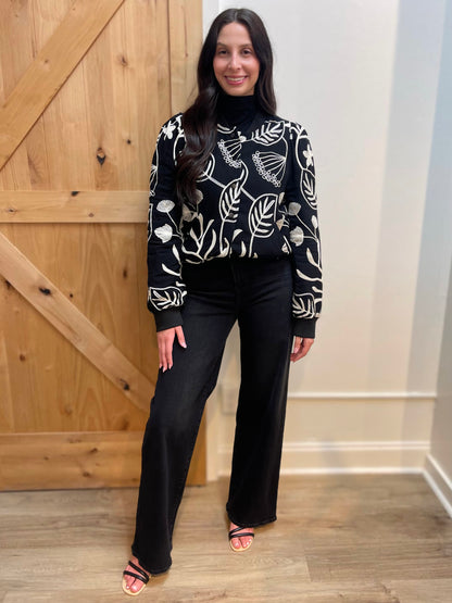 BLACK/WHITE EMBROIDERED FRONT BUTTON UP LONG SLEEVE PUFFER JACKET