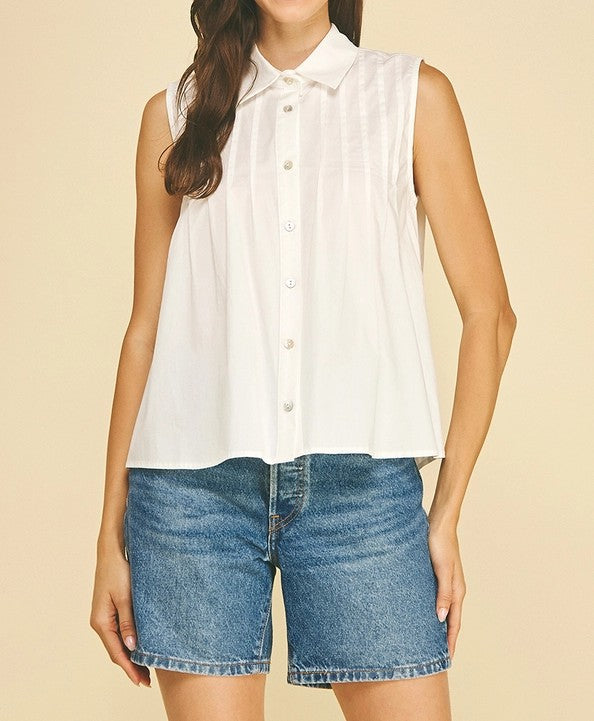 IVORY SLEEVELESS BUTTON UP PLEATED TOP