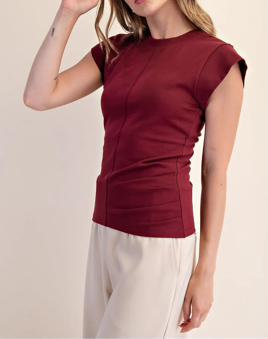 BURGUNDY RUSTIC GATHERED KNIT TOP