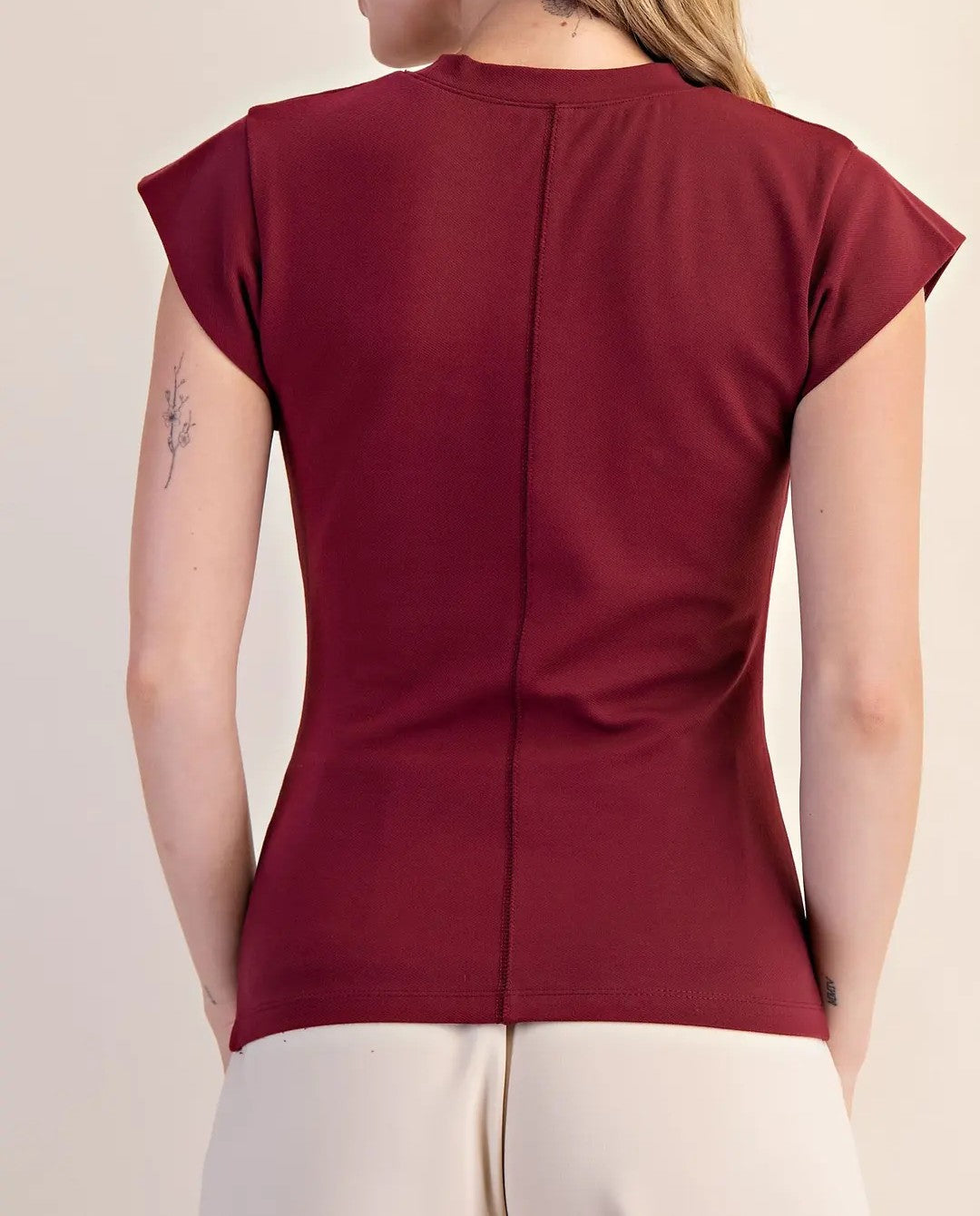 BURGUNDY RUSTIC GATHERED KNIT TOP