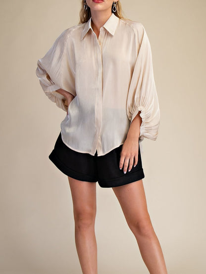 CHAMPAGNE BUTTON UP LONG FLOWY BATWING SLEEVE TOP