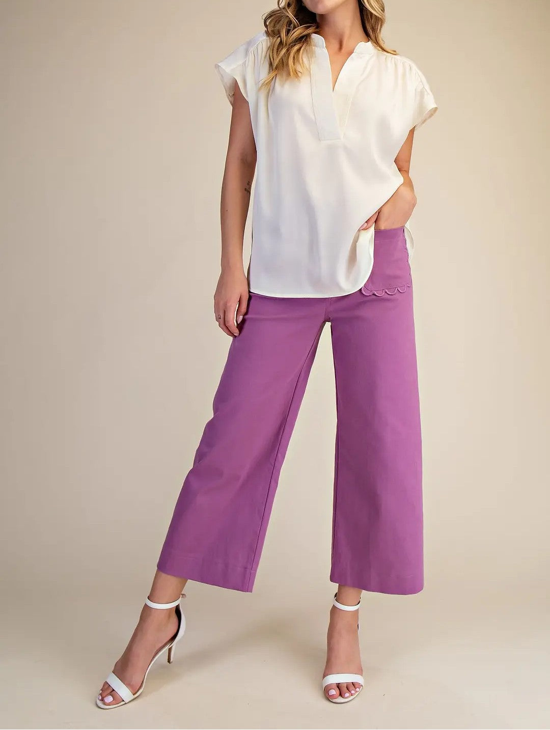 CREAM SATIN VNECK SHORT GATHERED CAP SLEEVE TOP