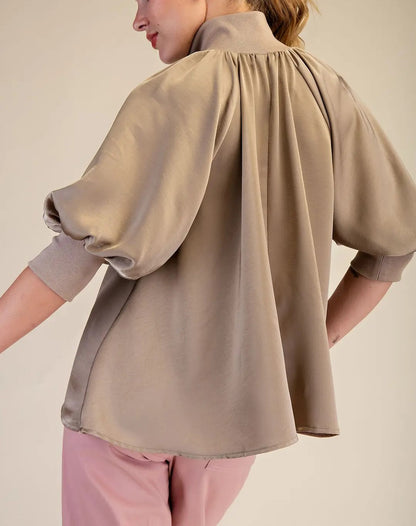 MOCHA MOCK NECK ZIP UP PUFF SLEEVE TOP