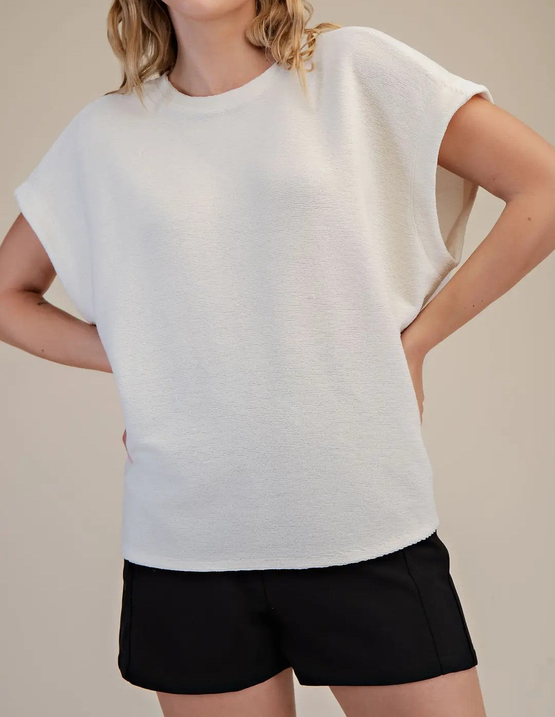 IVORY SOFT BRUSH FABRIC SHORT SLEEVE TOP