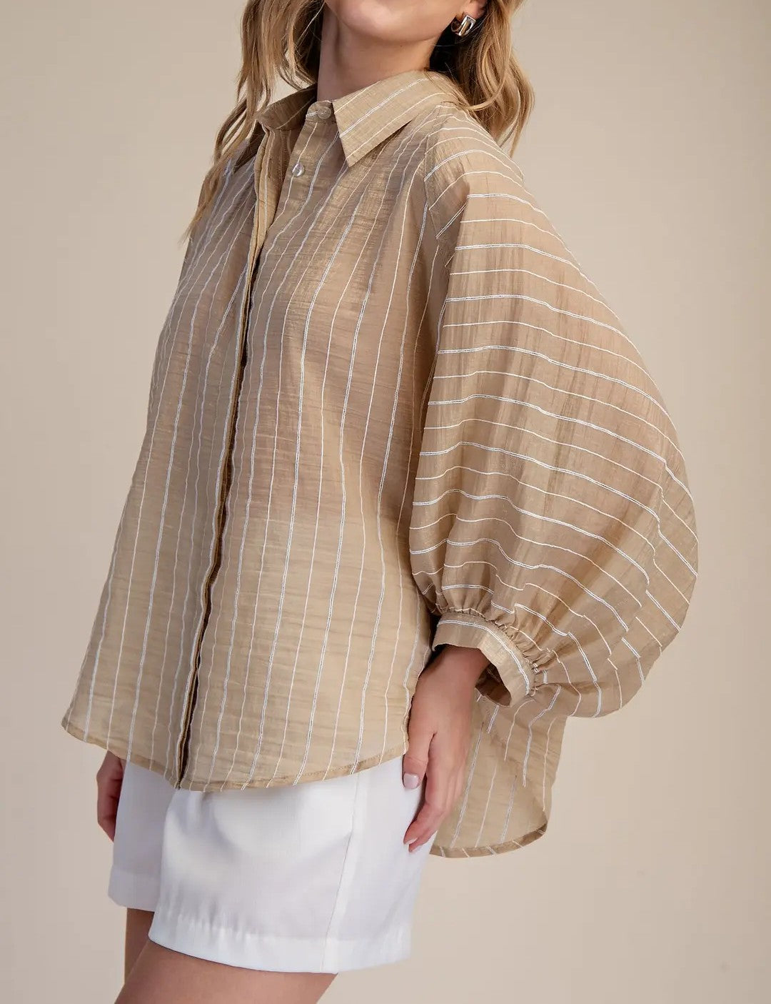 TAUPE STRIPE BUTTON UP BATWING SLEEVE TOP