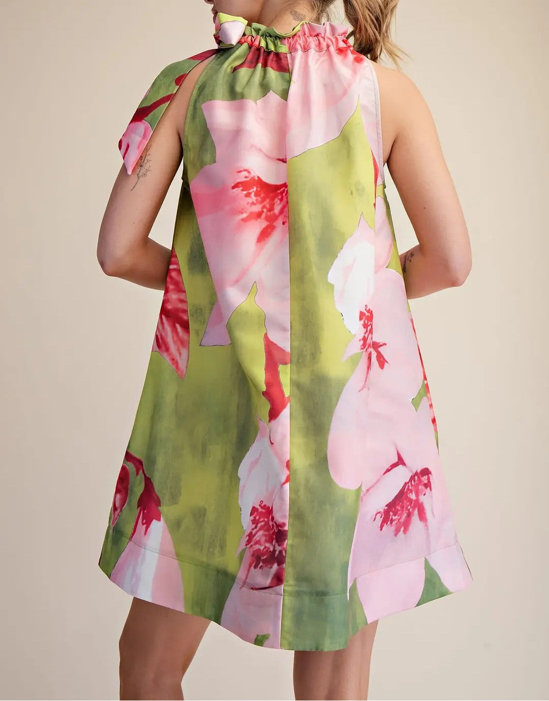LIME FLORAL PRINT ADJUSTABLE RUFFLE NECKTIE SLEEVELESS MINI DRESS