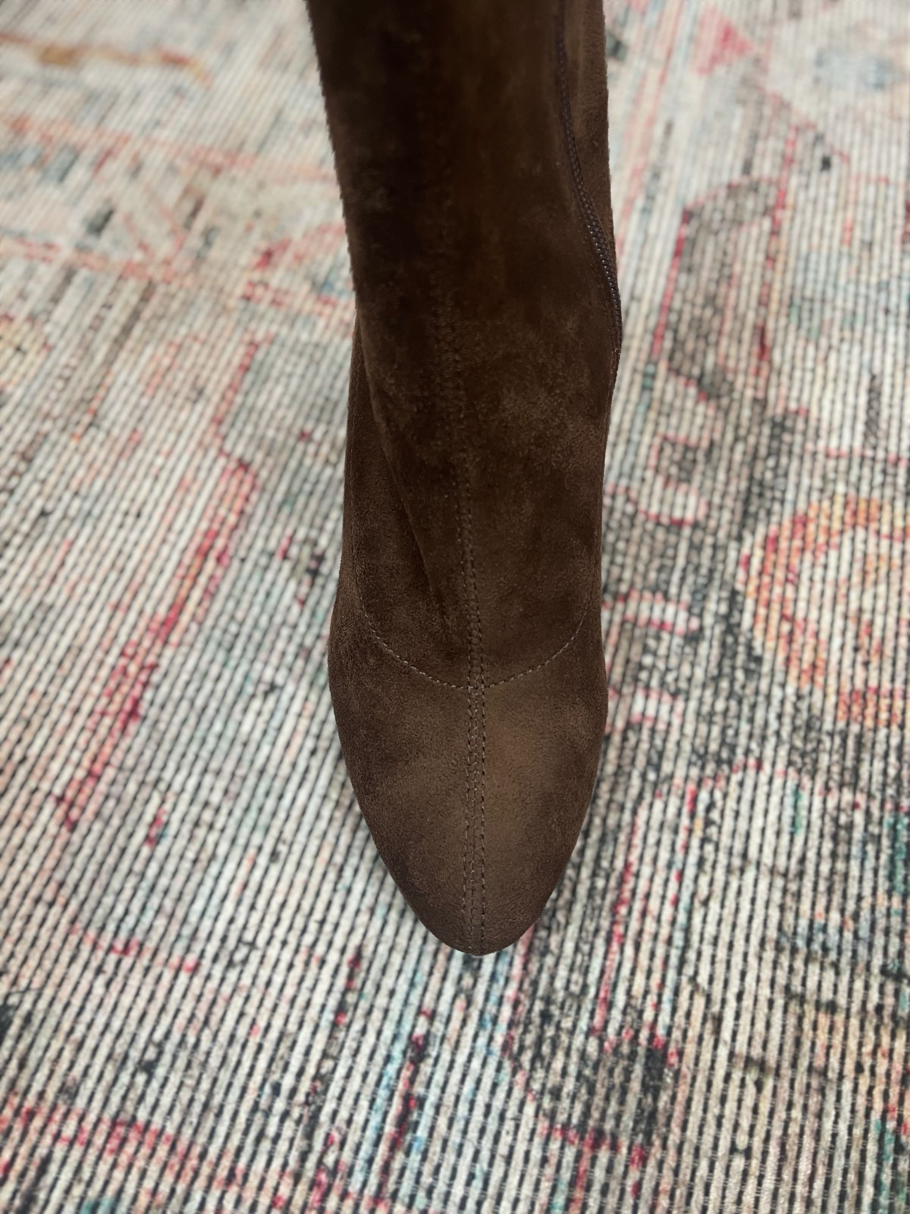 CHOCOLATE BROWN SUEDE THIVA BOOT