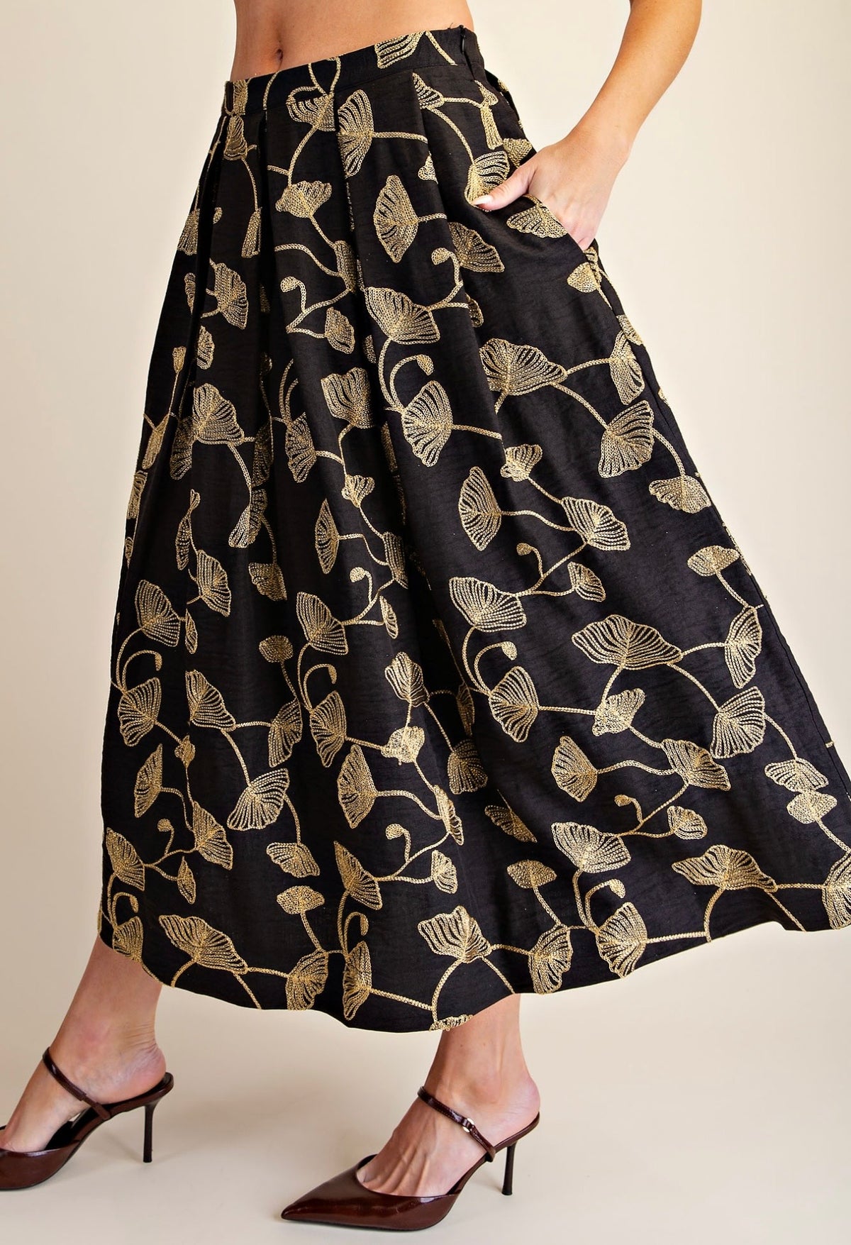 BLACK &amp; GOLD LEAF EMBROIDERY A-LINE PLEATED MIDI SKIRT