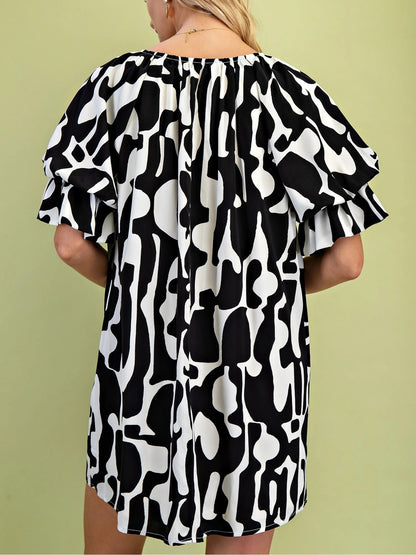 BLACK GEOMETRIC GATHERED SLEEVE LOOSE FIT MINI DRESS