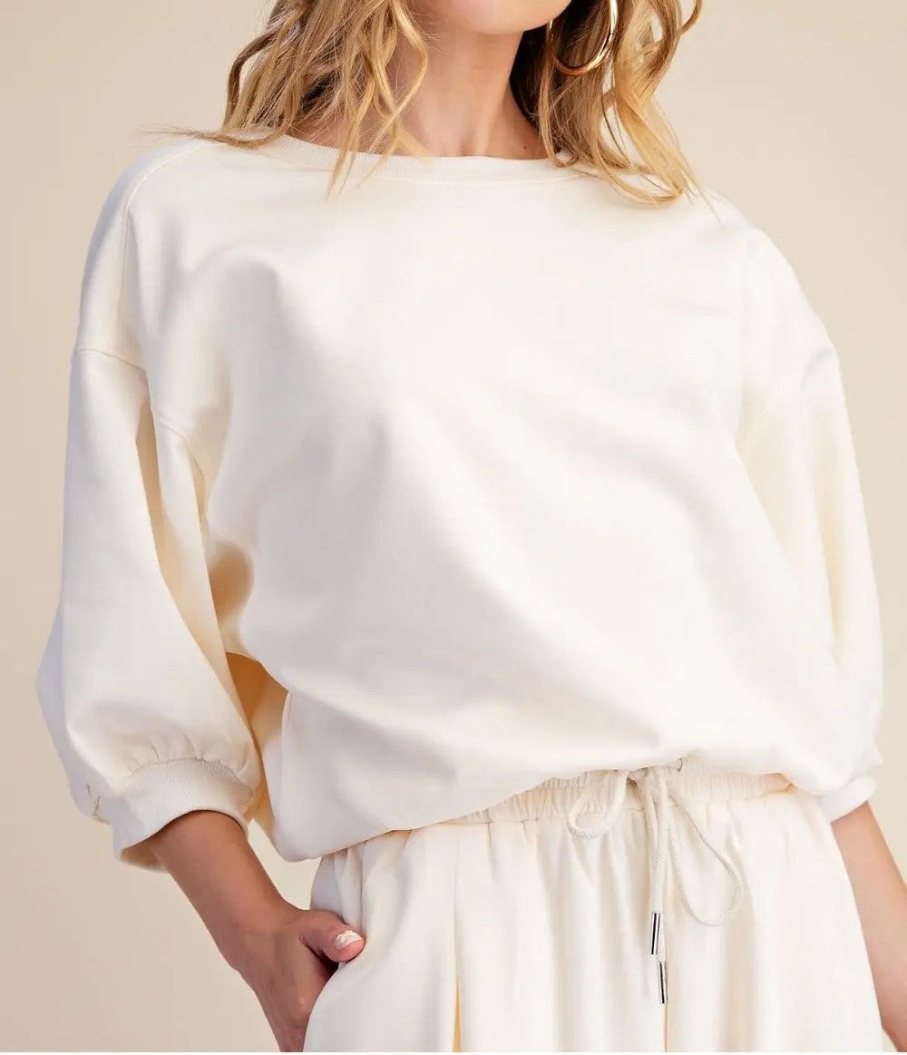 IVORY ROUND NECK BUBBLE SLEEVE TOP