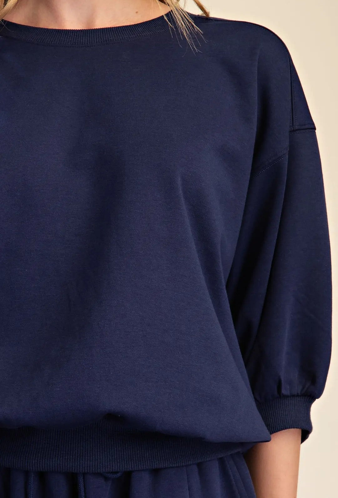 NAVY ROUND NECK BUBBLE SLEEVE TOP