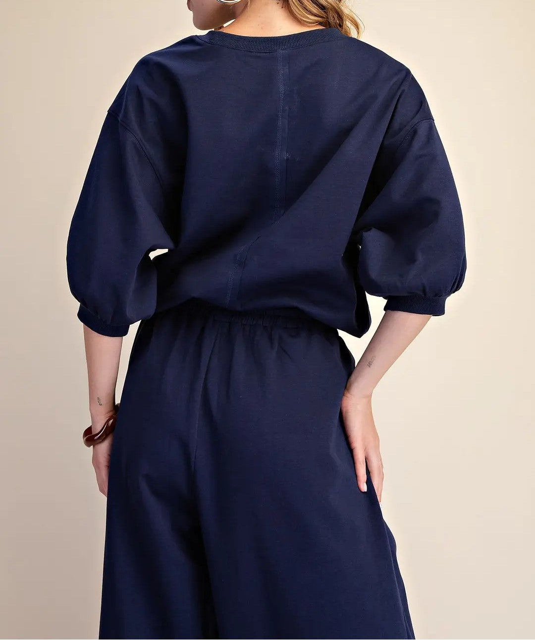 NAVY ROUND NECK BUBBLE SLEEVE TOP