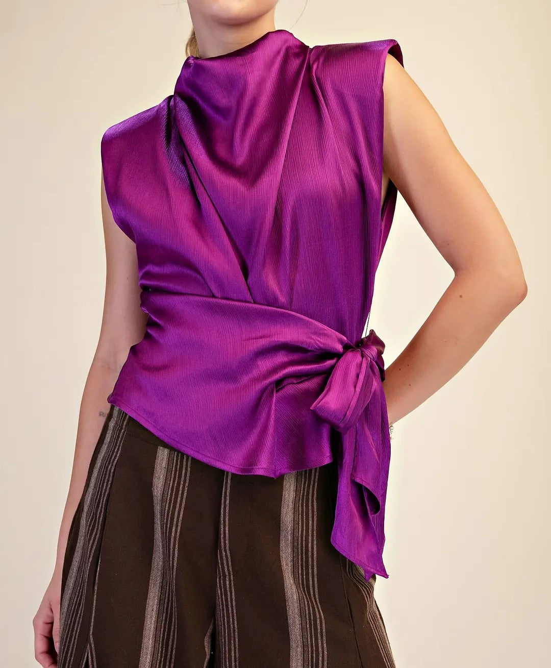 PURPLE SLEEVELESS SHOULDER PAD WAIST TIE TOP