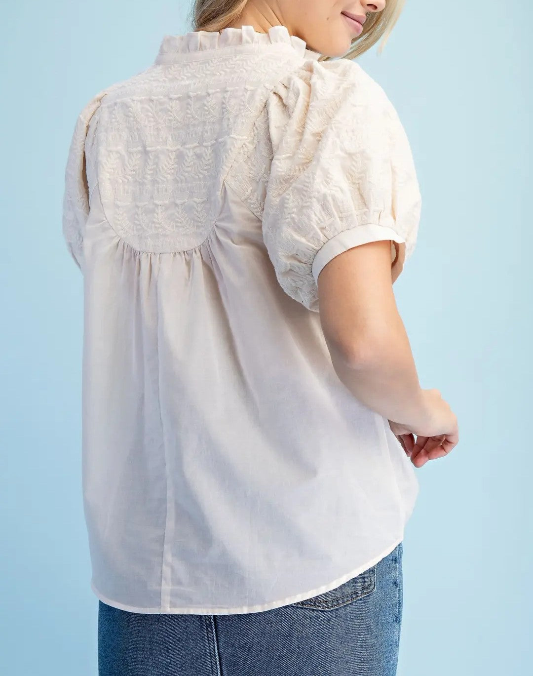 CREAM EMBROIDERY DETAILED VNECK SHORT PUFF SLEEVE TOP
