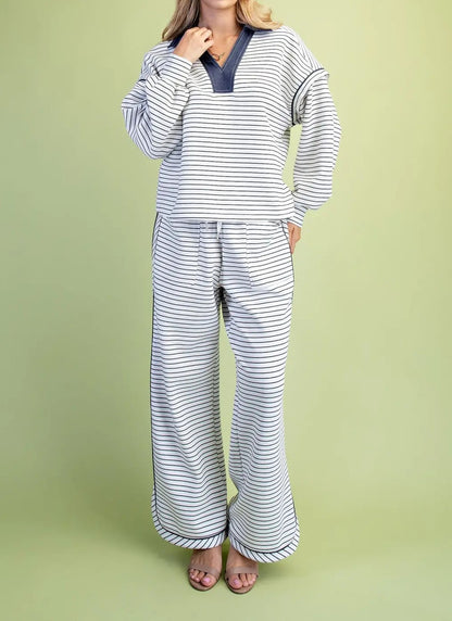 BLACK/WHITE STRIPE DENIM CONTRAST COLLAR LONG SLEEVE KNIT TOP