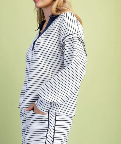 BLACK/WHITE STRIPE DENIM CONTRAST COLLAR LONG SLEEVE KNIT TOP