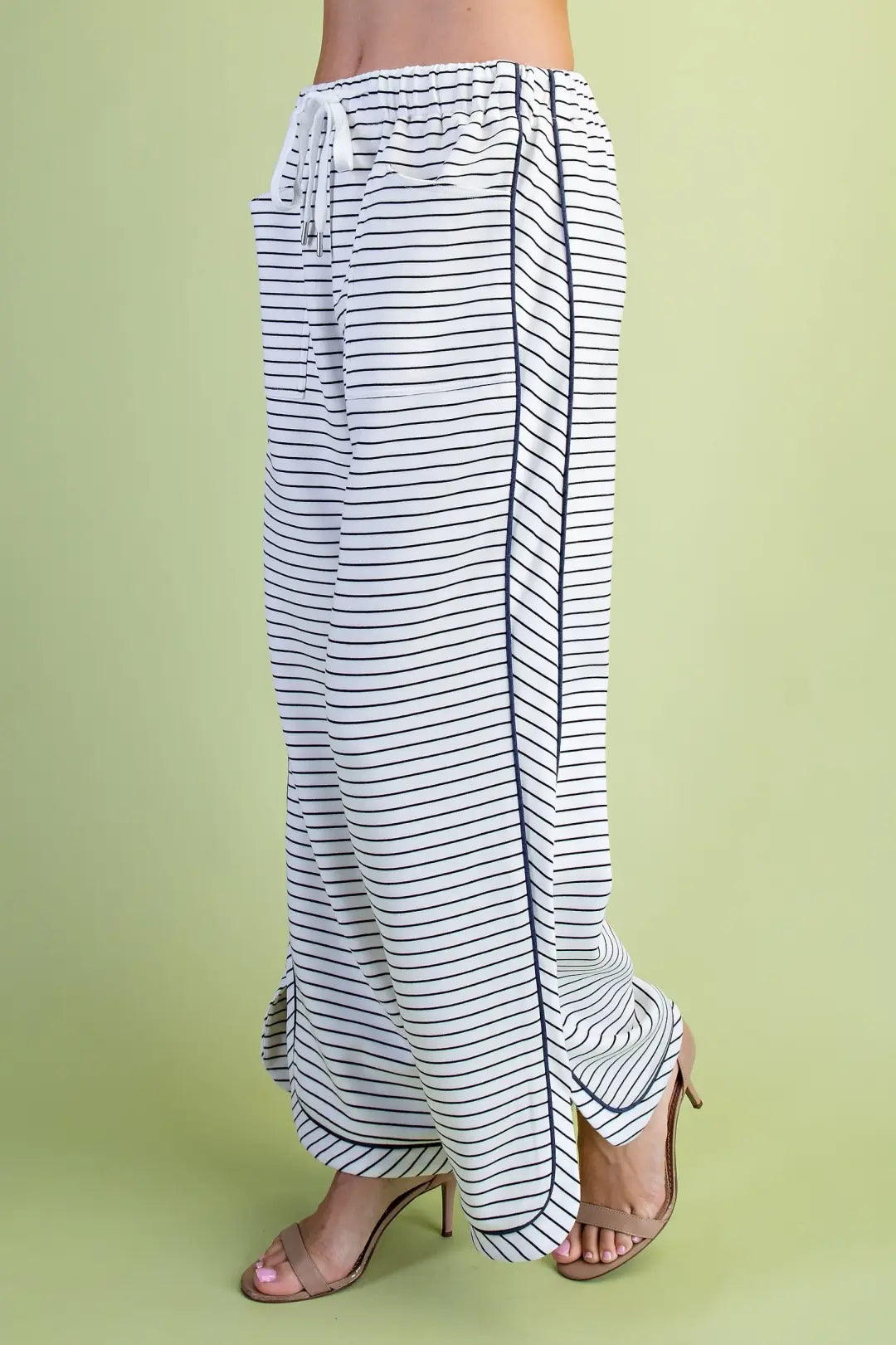 BLACK/WHITE STRIPE DENIM PIPING ELASTIC WAISTBAND KNIT PANTS