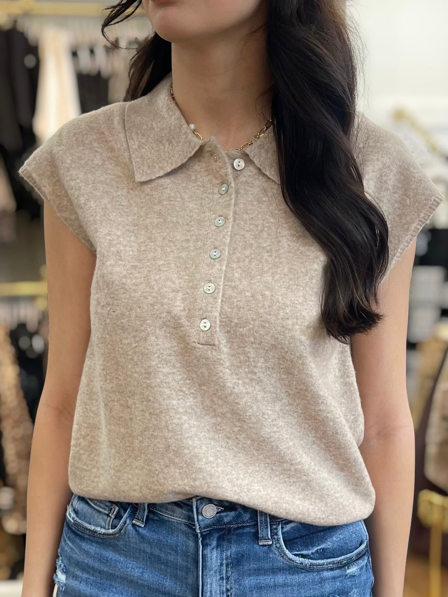 MOCHA CAP SLEEVE COLLARED SWEATER VEST