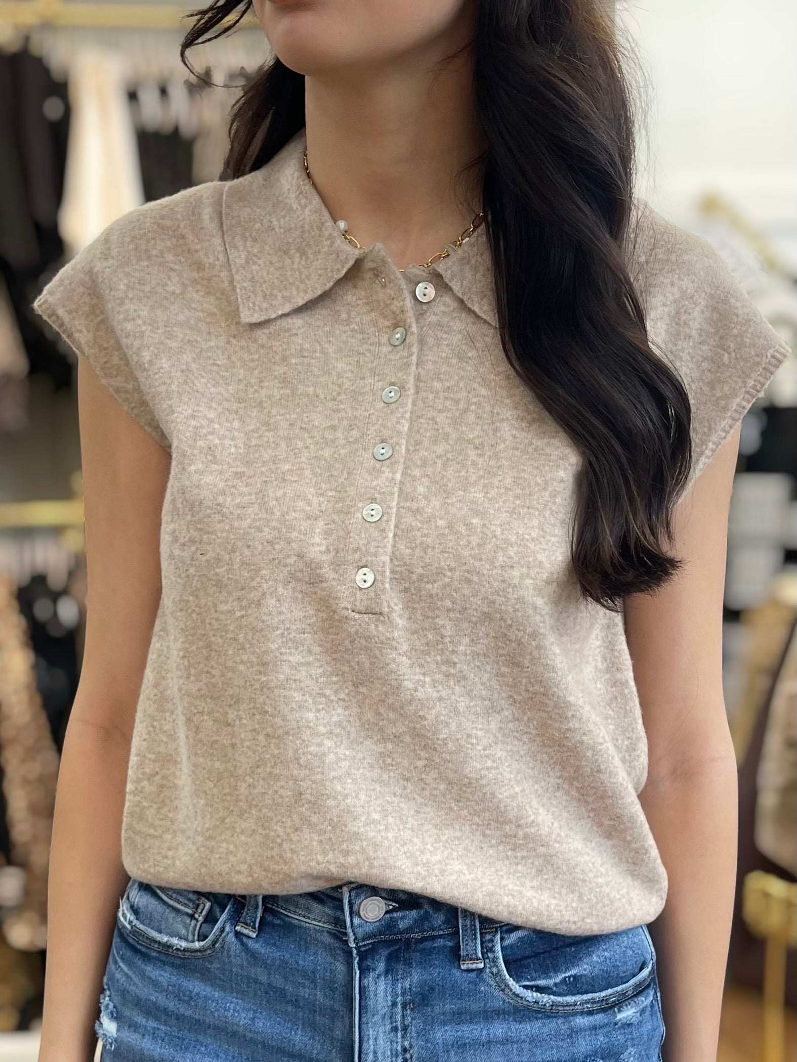 MOCHA CAP SLEEVE COLLARED SWEATER VEST