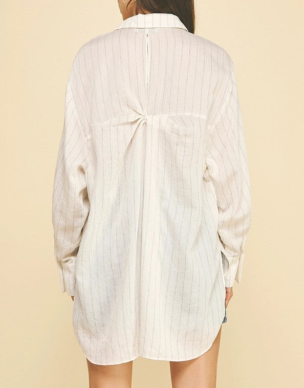IVORY STRIPED HIGH-LOW BUTTON UP LONG SLEEVE TOP