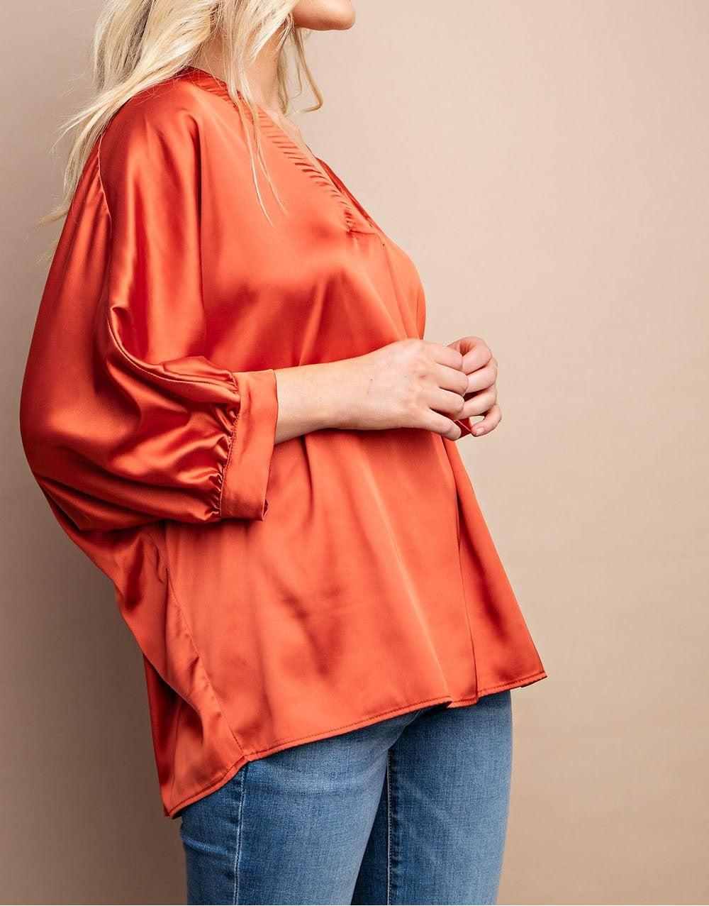 RUST SATIN V-NECK LOOSE FIT SHORT SLEEVE BLOUSE