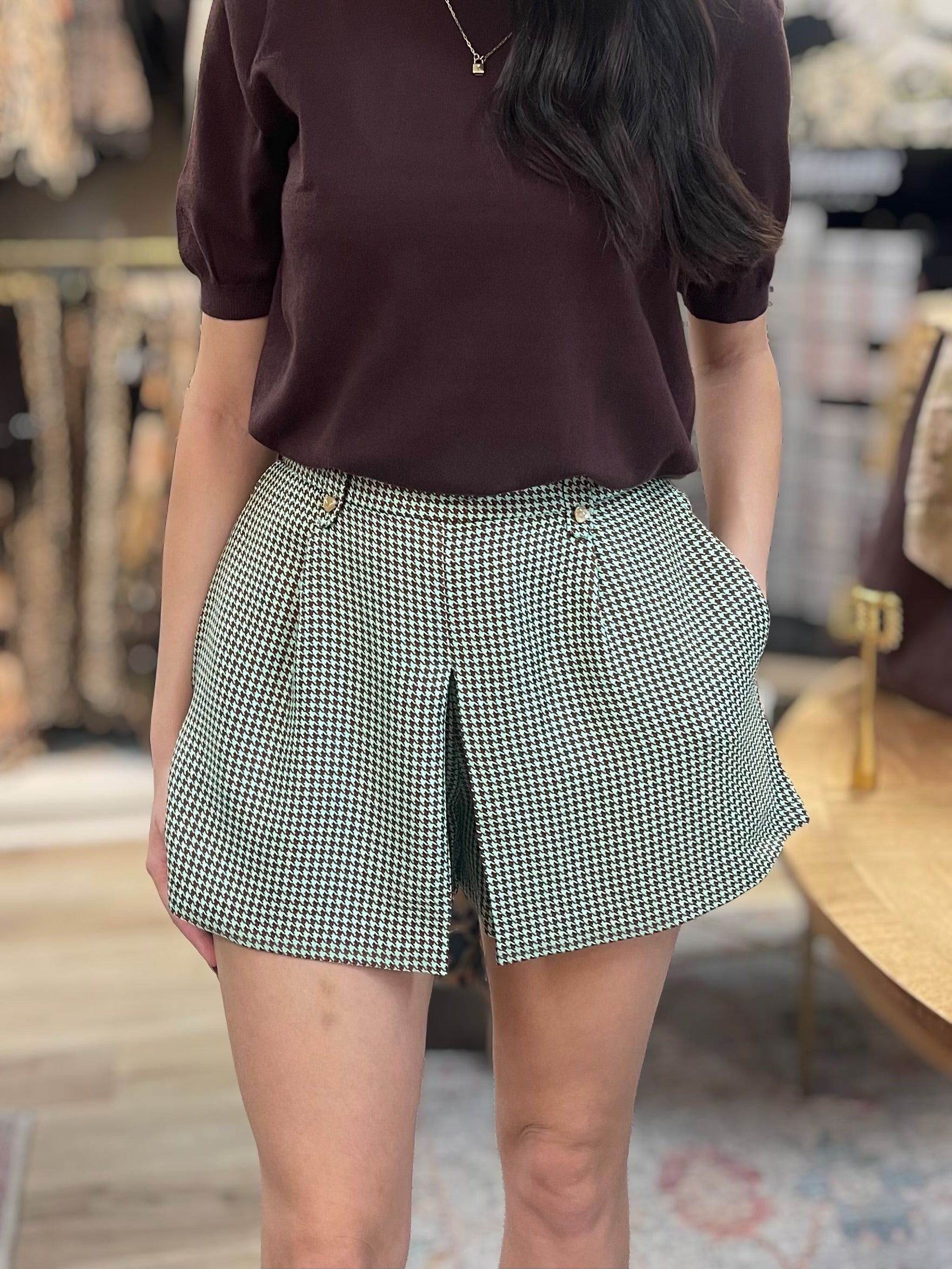 BROWN/MINT GREEN HOUNDSTOOTH PLEATED HIGH RISE SHORTS