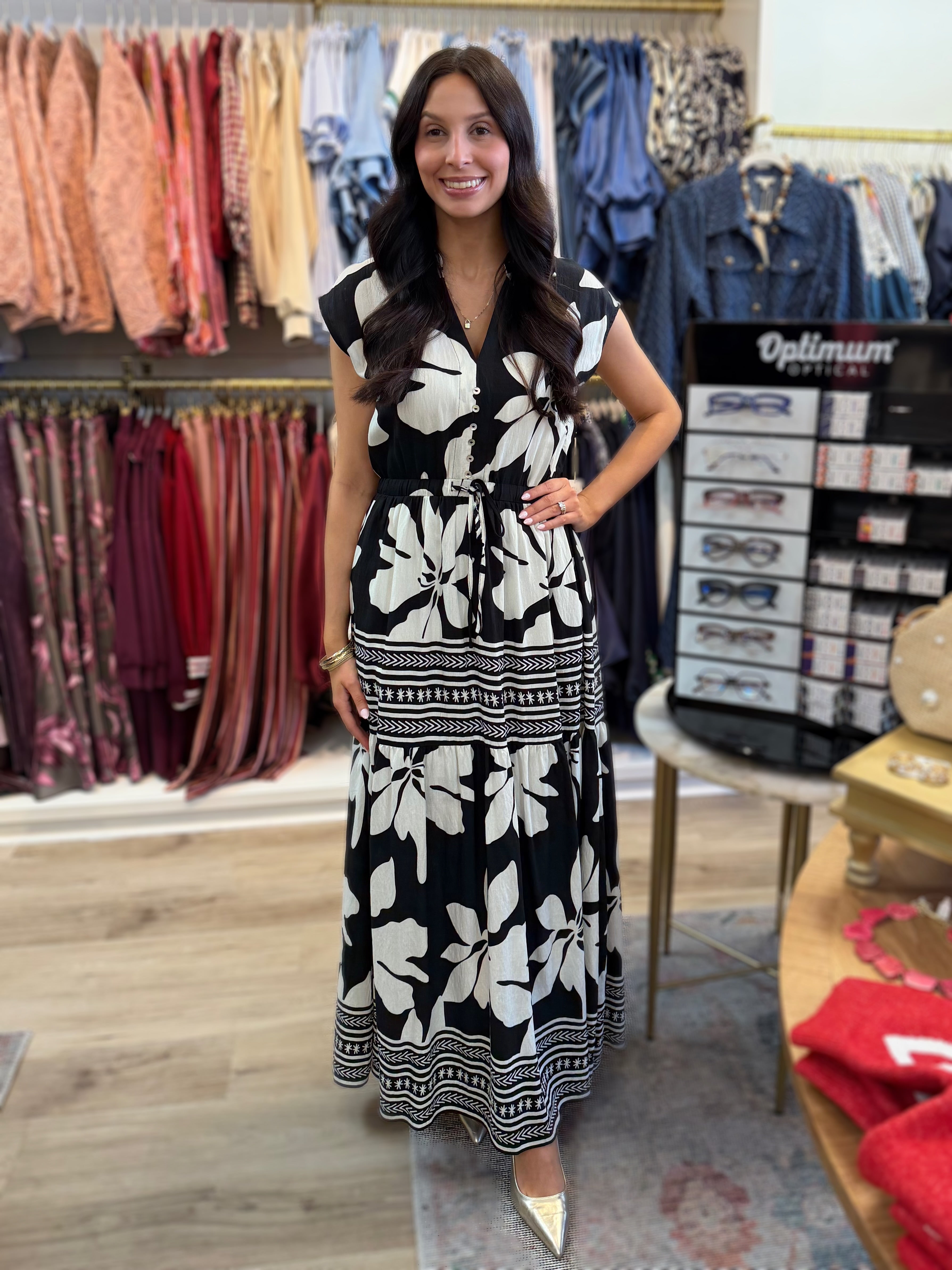 BLACK CONTRAST FLORAL PRINT SLEEVELESS TIERED MAXI DRESS
