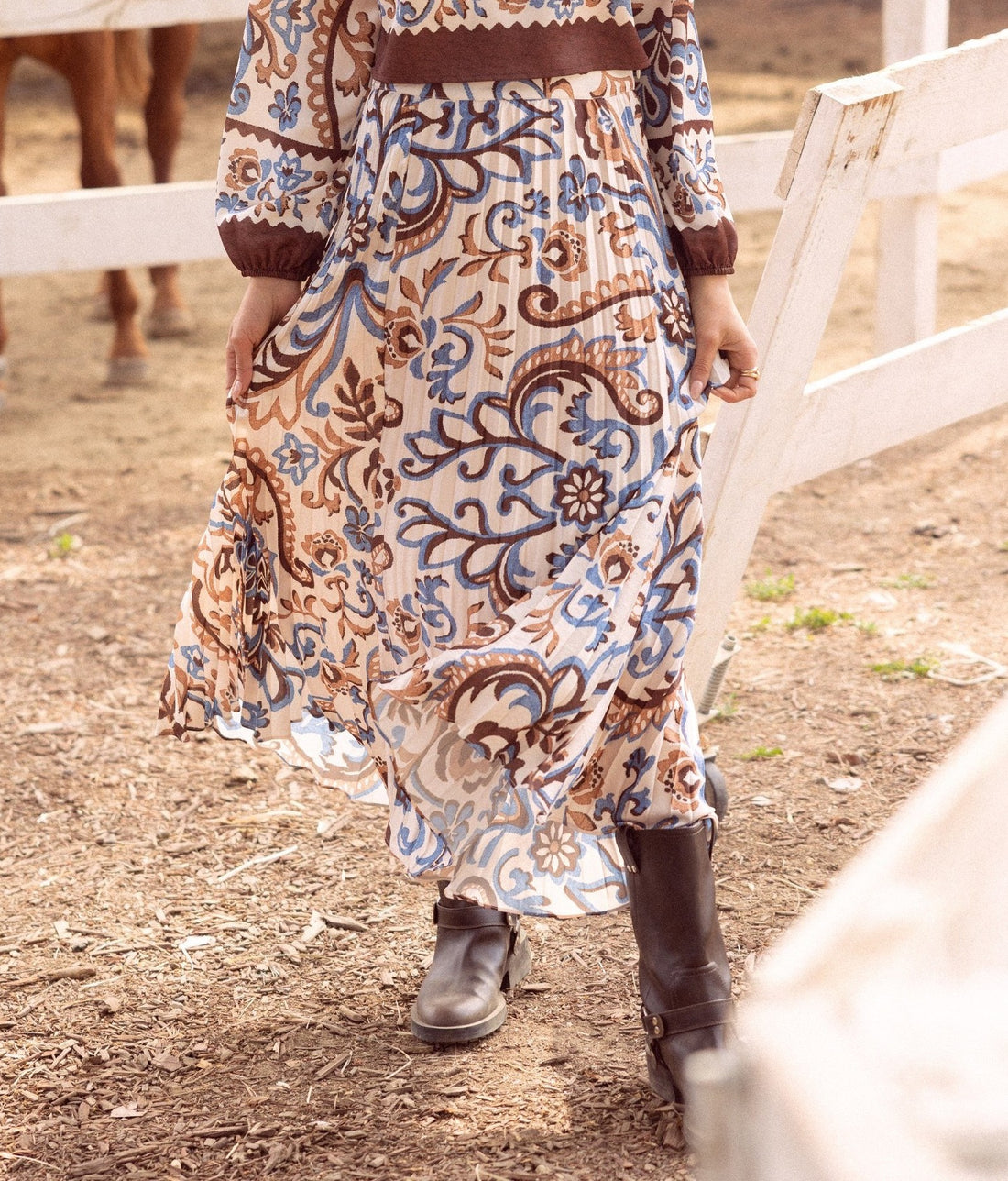 IVORY/BROWN/BLUE BOHO PRINT PLEATED MIDI SKIRT