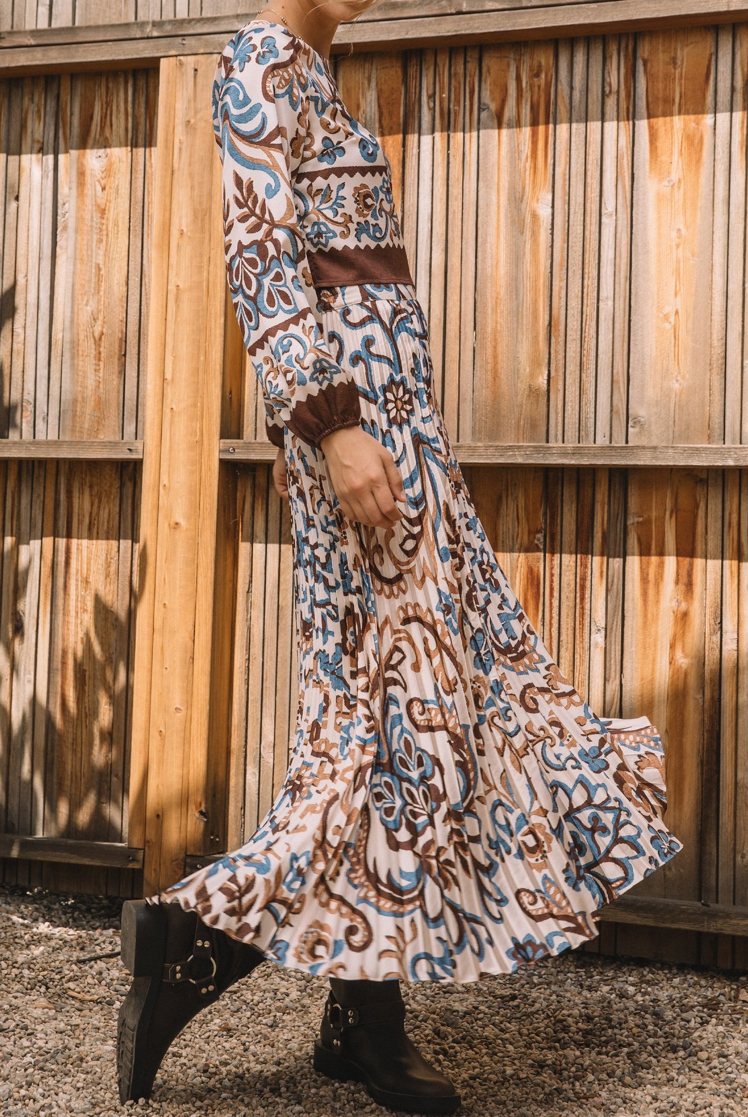 IVORY/BROWN/BLUE BORDER BOHO PRINT BLOUSE