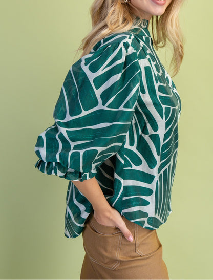 FOREST GREEN ABSTRACT PRINT BUTTON DOWN GATHERED SLEEVE TOP