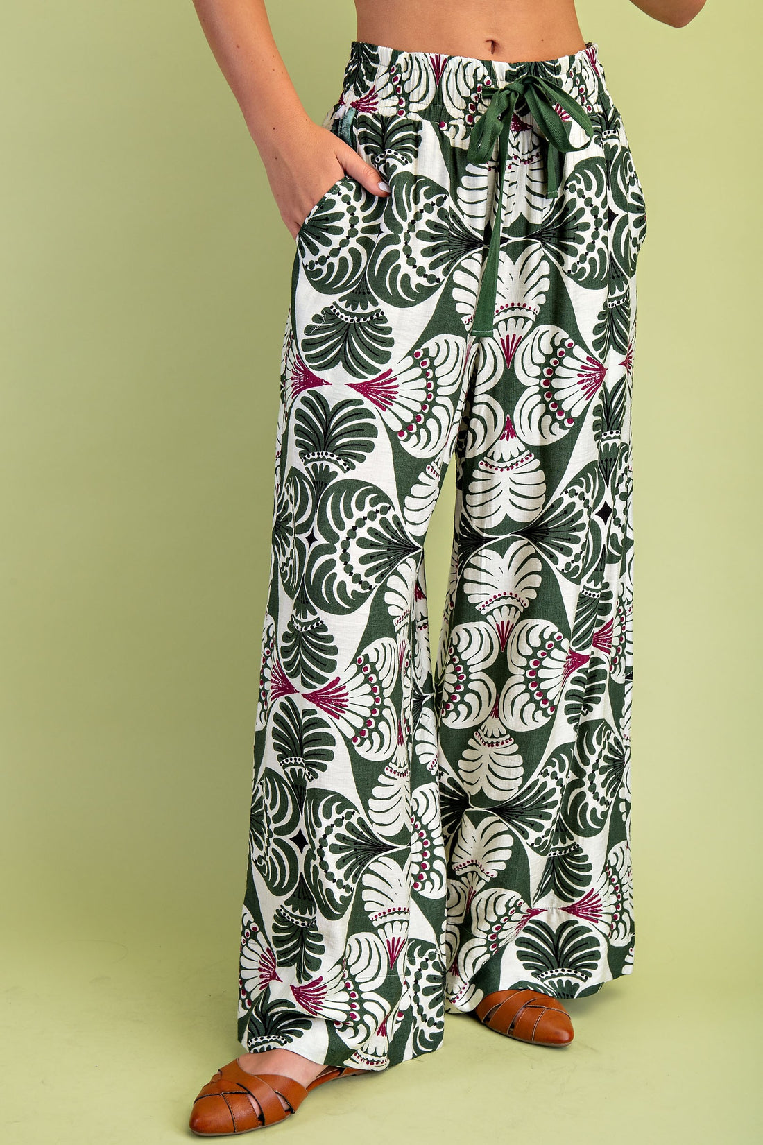 OLIVE MIX PRINTED RELAXED FIT PANTS