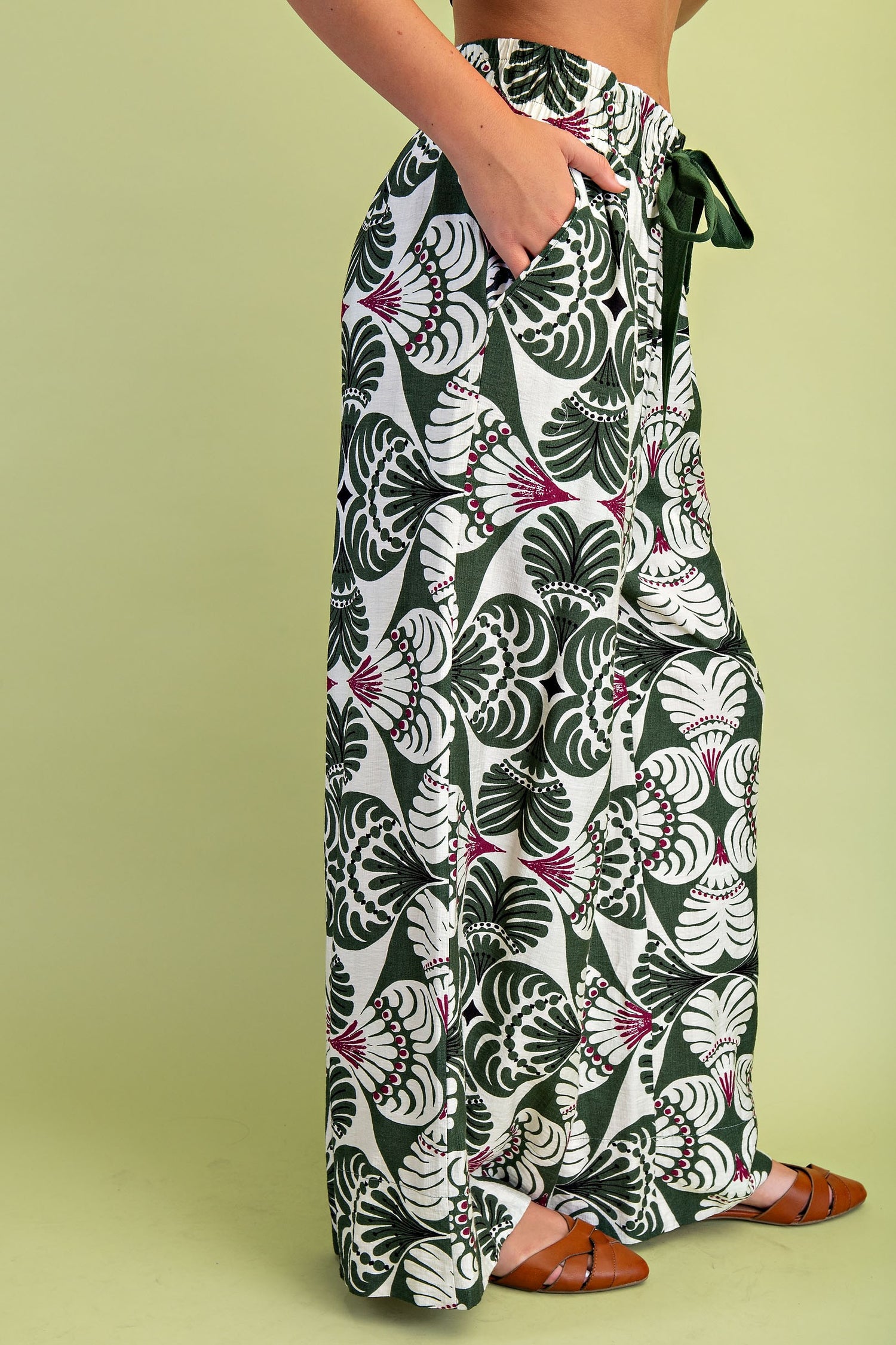 OLIVE MIX PRINTED RELAXED FIT PANTS