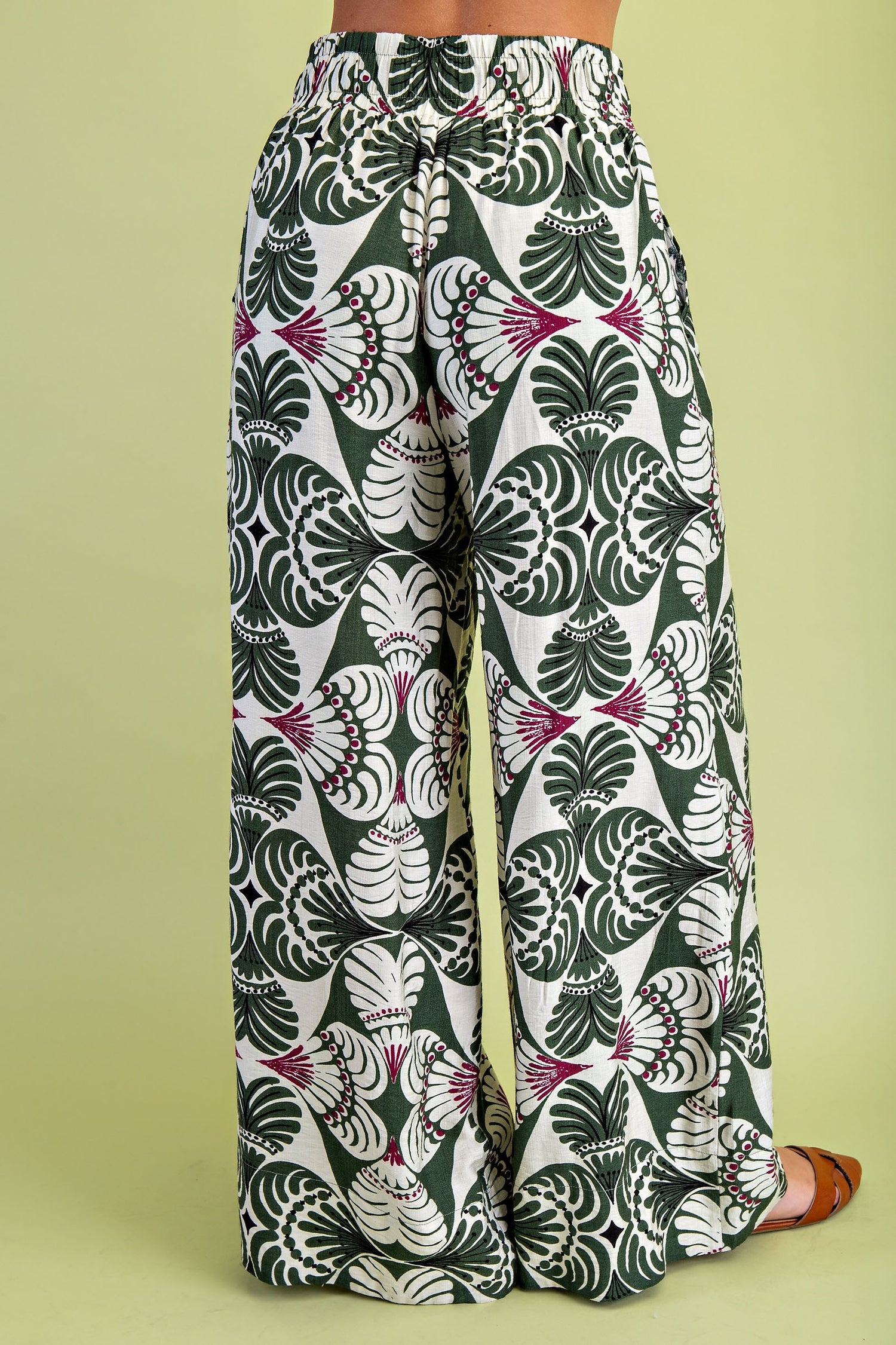 OLIVE MIX PRINTED RELAXED FIT PANTS