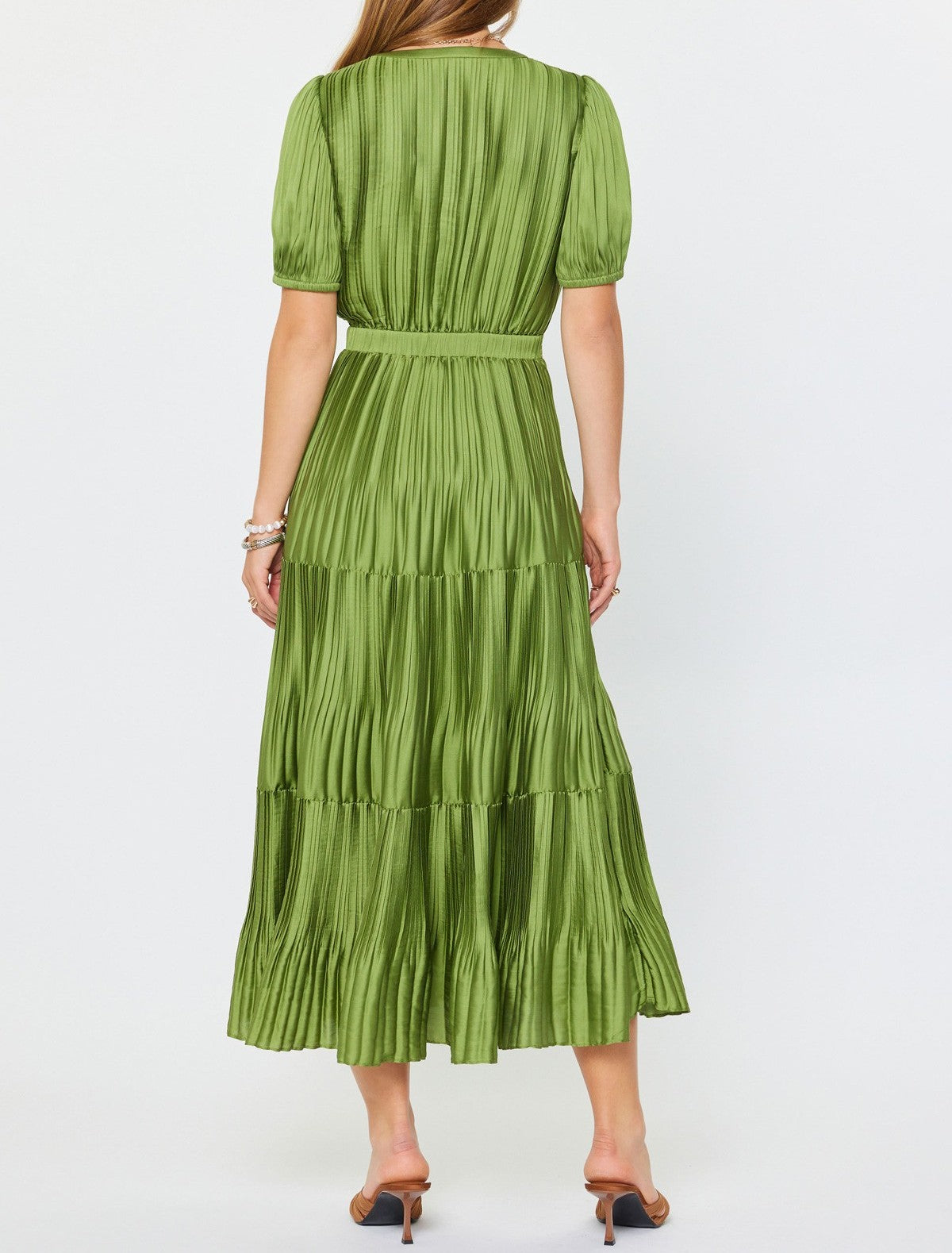 OLIVE PLEATED SPLIT NECK SHORT PUFF SLEEVE TIERED MAXI DRESS