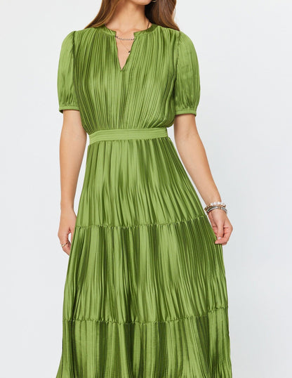 OLIVE PLEATED SPLIT NECK SHORT PUFF SLEEVE TIERED MAXI DRESS