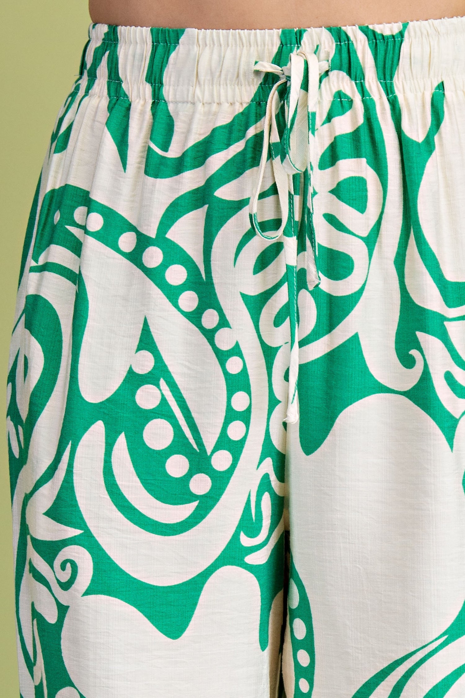 GREEN PRINTED RELAXED FIT WIDE LEG PANTS