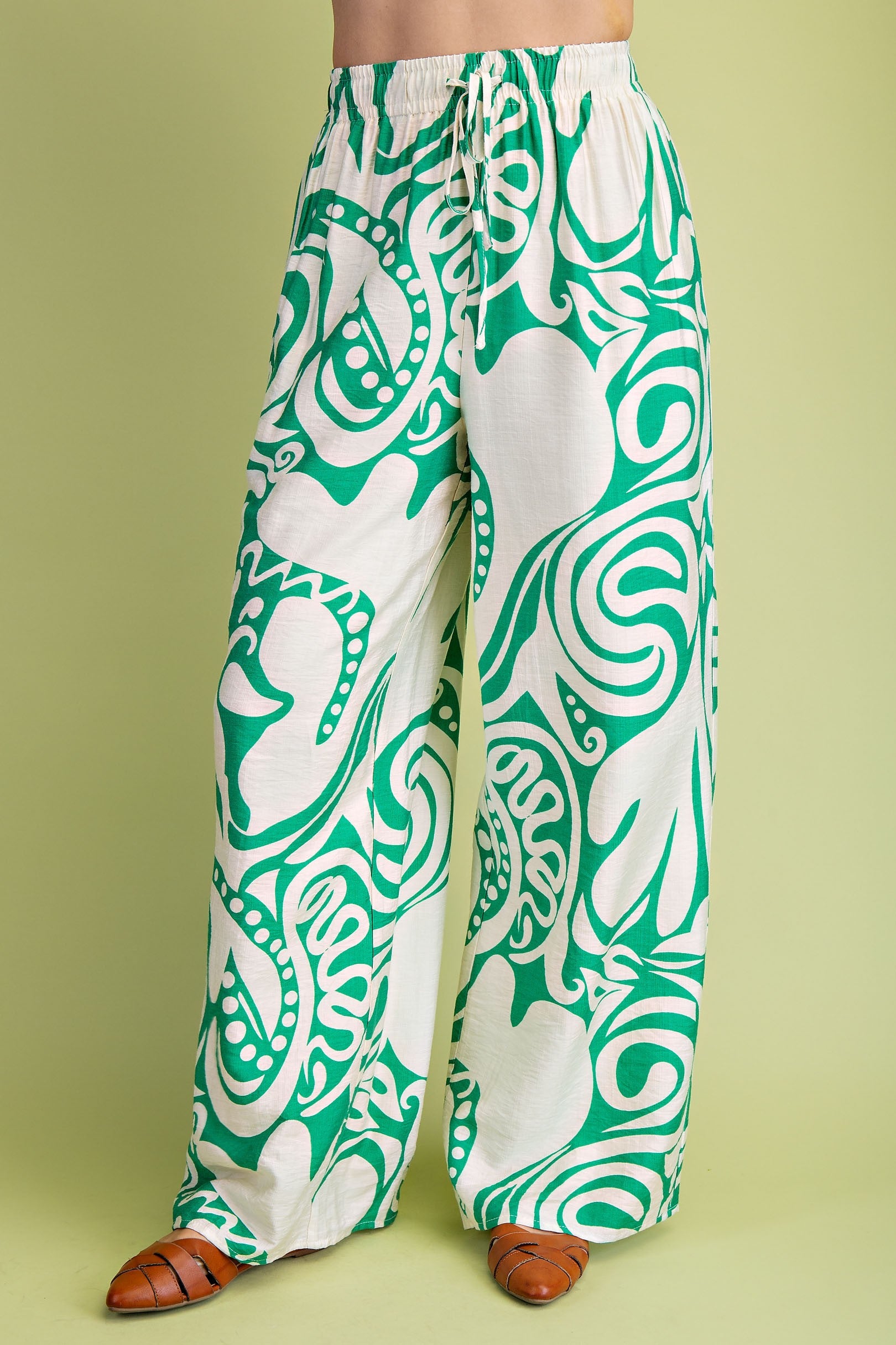 GREEN PRINTED RELAXED FIT WIDE LEG PANTS
