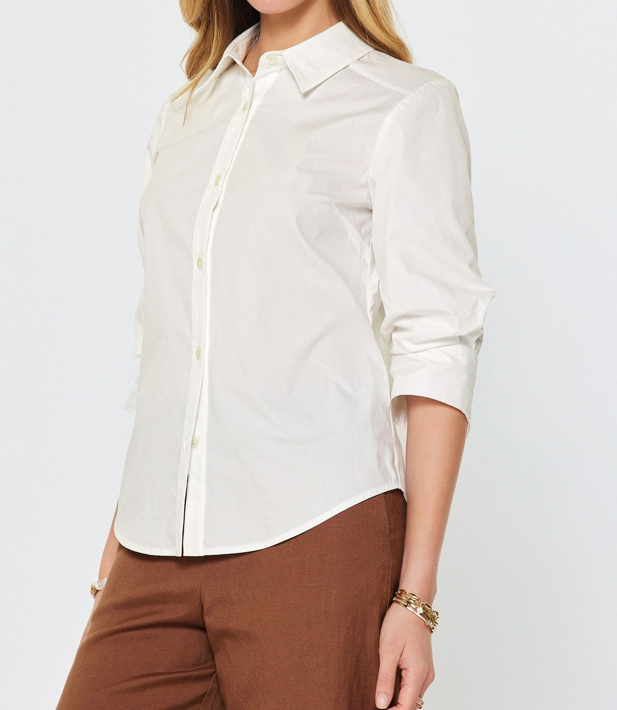 IVORY CLASSIC BUTTON UP 3/4 ROLLED SLEEVE TOP
