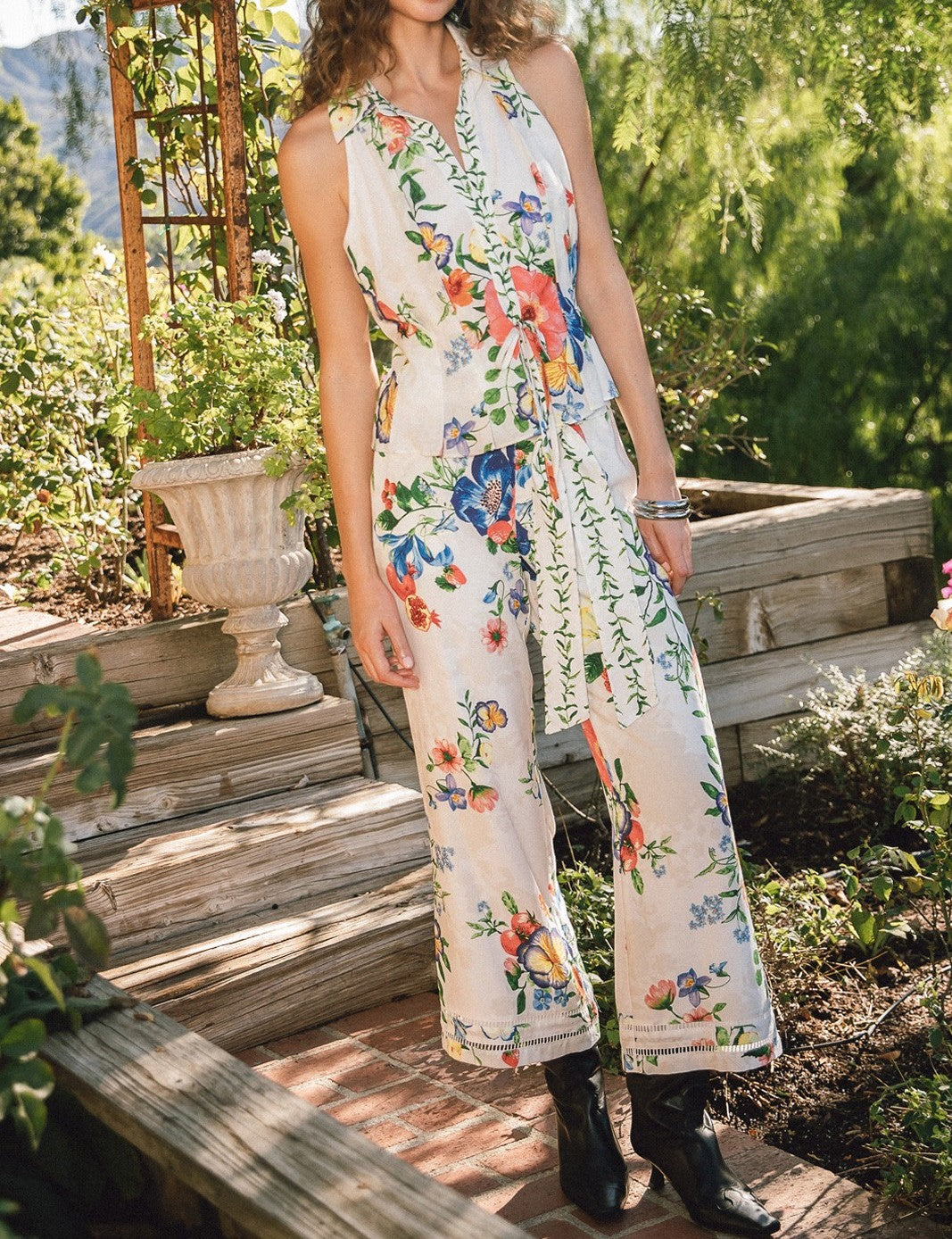 MULTI COLOR FLORAL PRINT WAIST TIE HIGH RISE FULL LENGTH WIDE LEG PANT