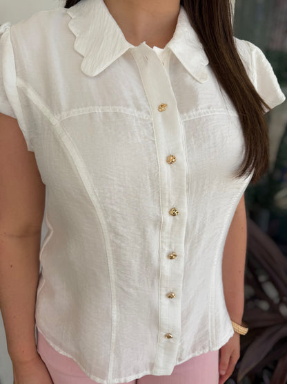 WHITE SCALLOP EDGE COLLAR GOLD BUTTON UP SHORT CAP SLEEVE FITTED TOP