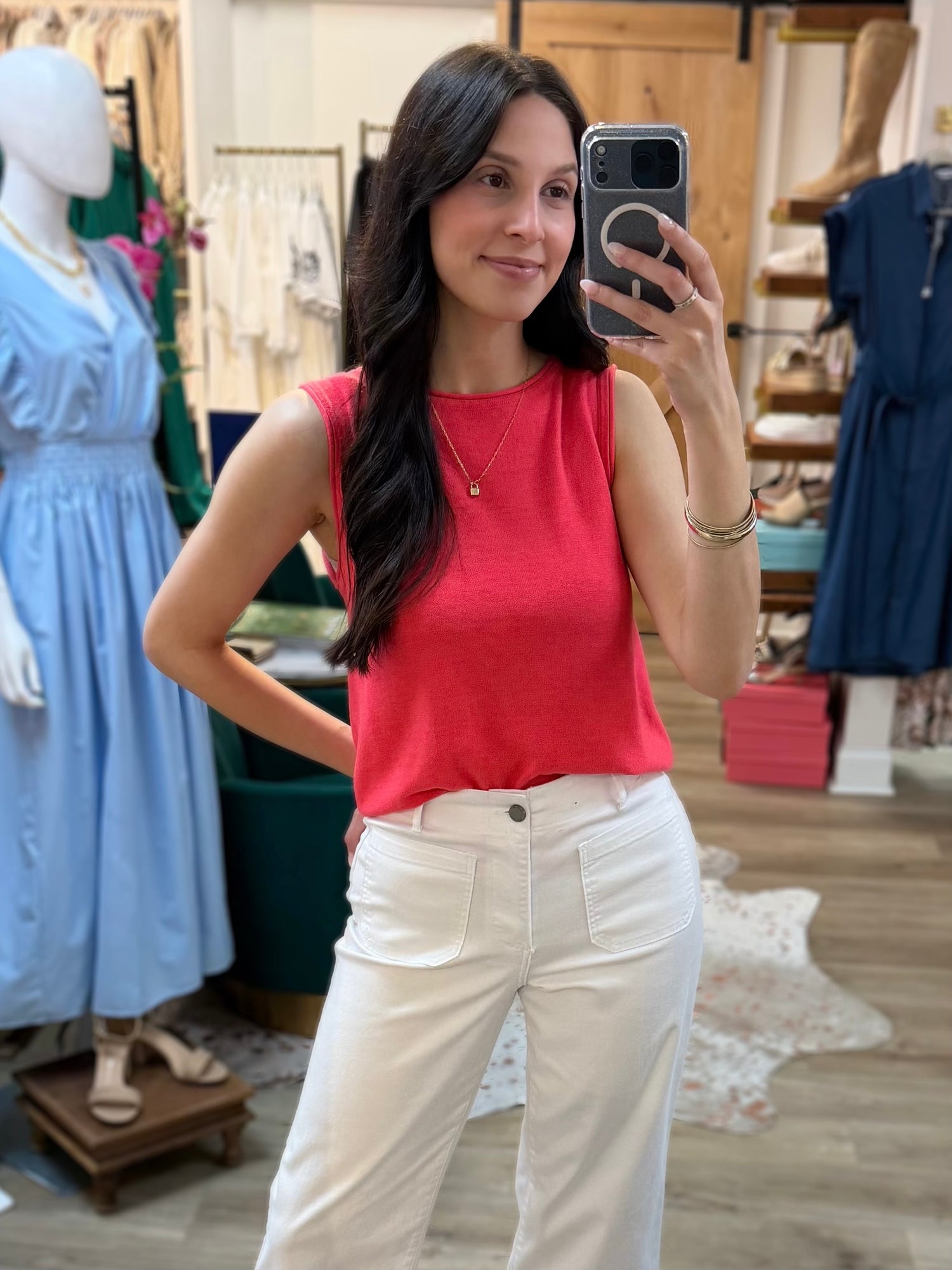 CORAL WIDE CREW NECK SLEEVELESS SWEATER