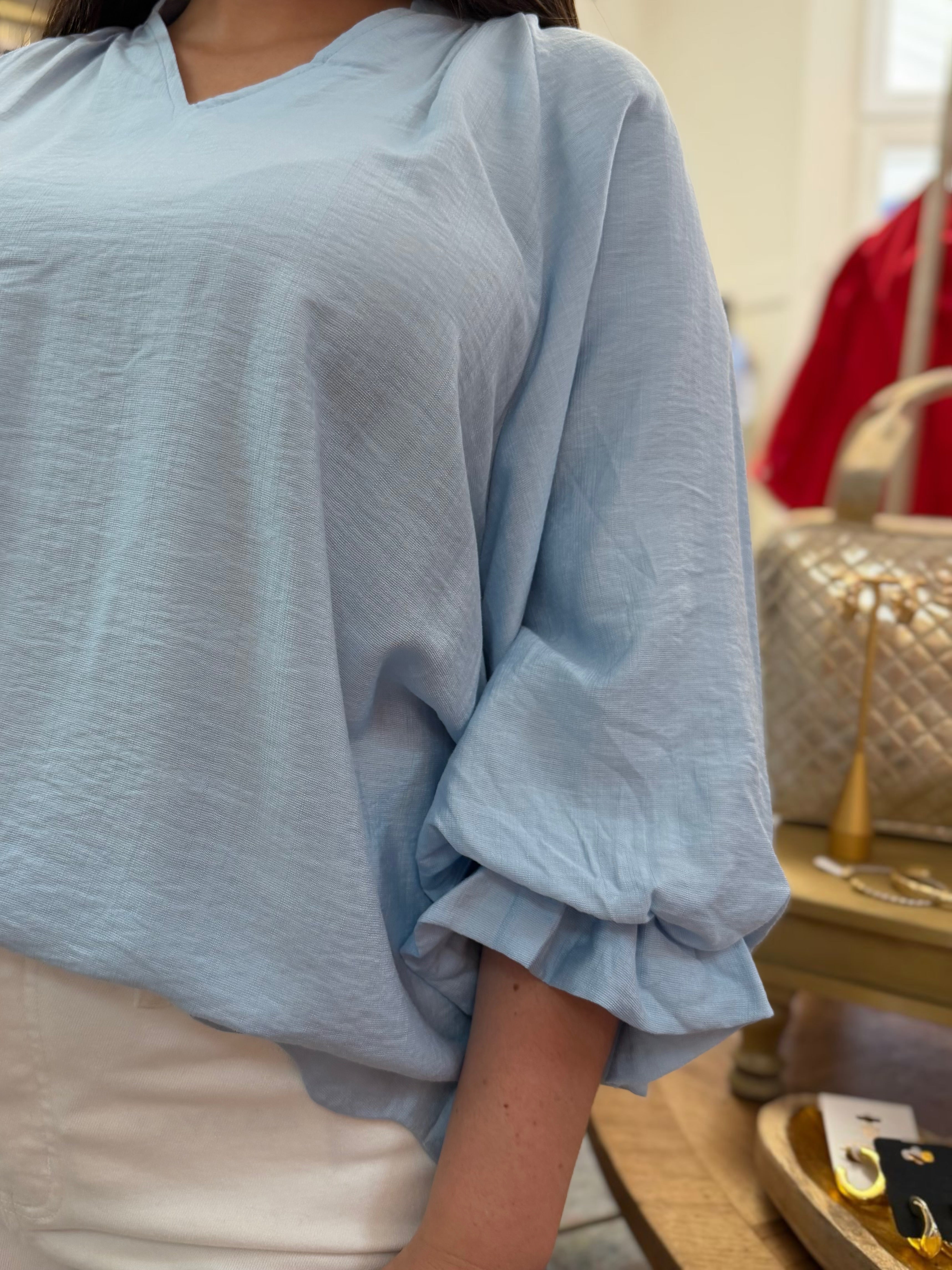 SKY BLUE 3/4 GATHERED BALLOON SLEEVE SCALLOP EDGED TOP