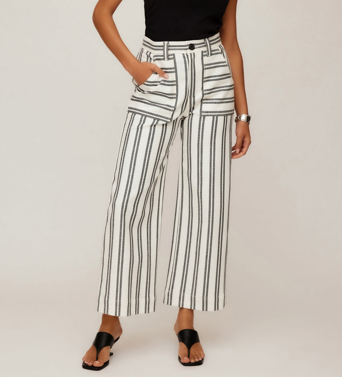 BLACK STRIPE RYLEE CROPPED PANTS