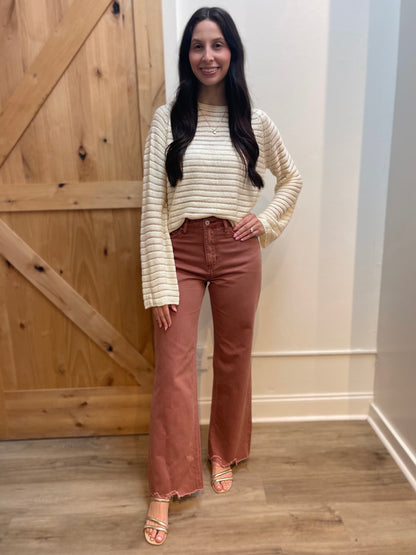 CREAM LONG RAGLAN SLEEVE SWEATER