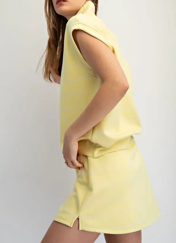 LEMON/CREAM MODAL SCUBA STRIPE QUARTER ZIP SLEEVELESS TOP