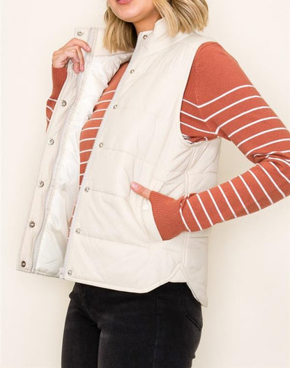 IVORY ZIP UP &amp; SNAP BUTTON SOLID PUFFER VEST