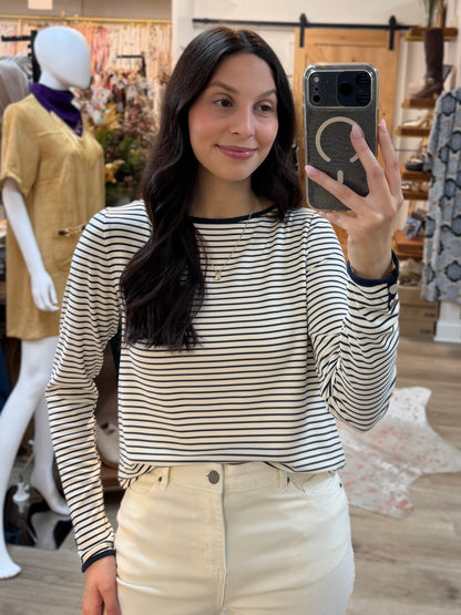 OFF WHITE/NAVY STRIPE WIDE NECK BUTTON CUFF LONG SLEEVE TOP