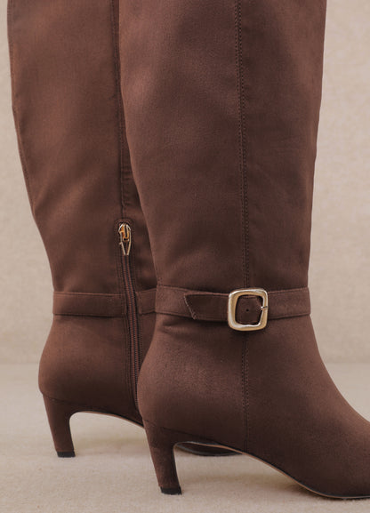 CHOCOLATE FAUX SUEDE KITTEN HEEL DIVA BOOT